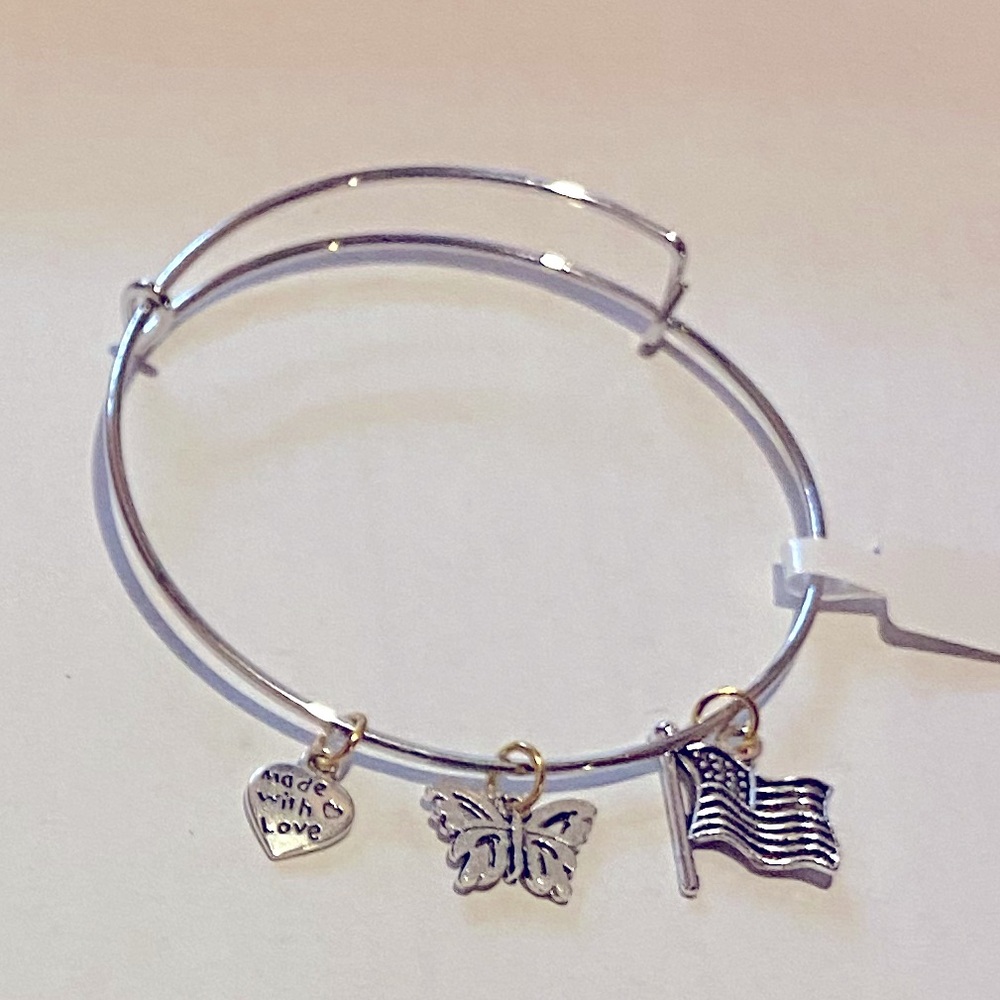 “Love America” Silver Expandable Bracelet